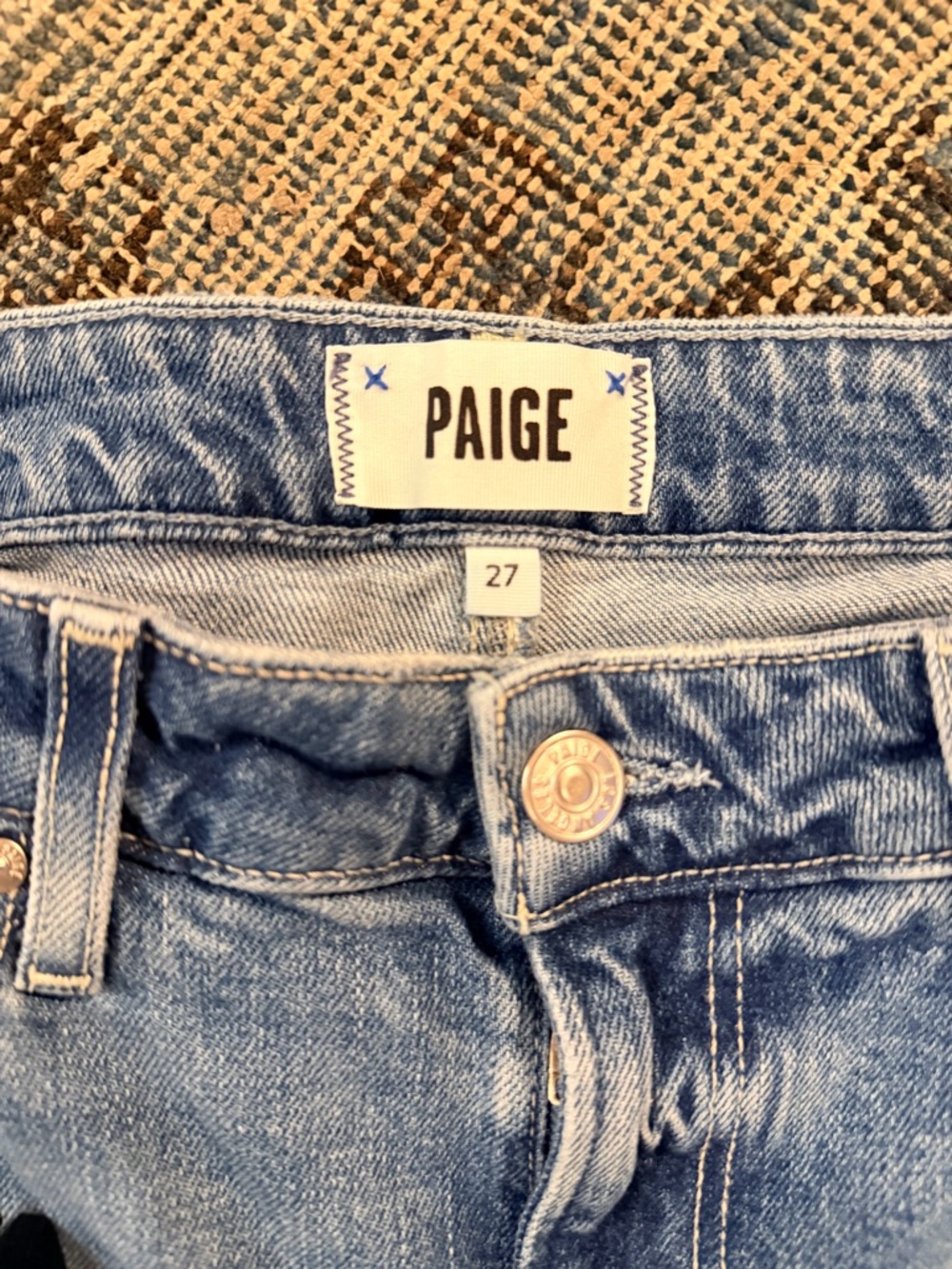 PAIGE Light Blue Denim Jeans with Button Detail Leenah 27 wide leg volar